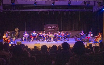 spectacle eveil musical et classe guitare_20230623 (23).jpg